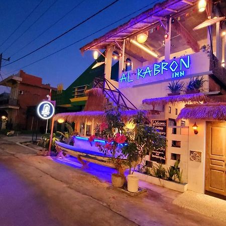 Al Kabron Inn カリムンジャワ エクステリア 写真
